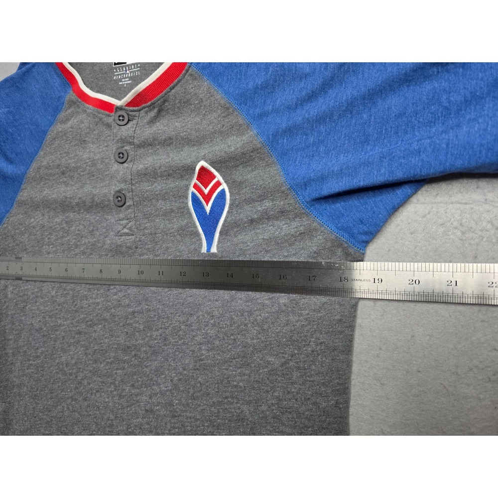New Era Atlanta Braves Baseball Shirt Men's Small Gray Raglan Sleeve Henley Neck - Picture 8 of 8